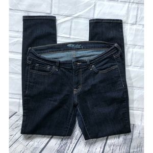 Old Navy The Flirt Jeans Size 8 Petite